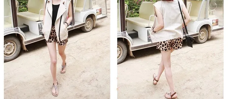 Three-point Straight Female Leopard Shorts