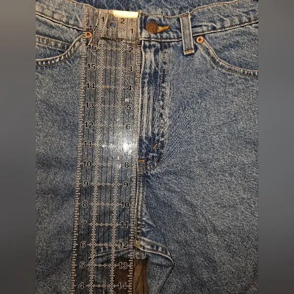 Vtg 🔥 orange tab 90s levi shorts size 32 Relaxed fit